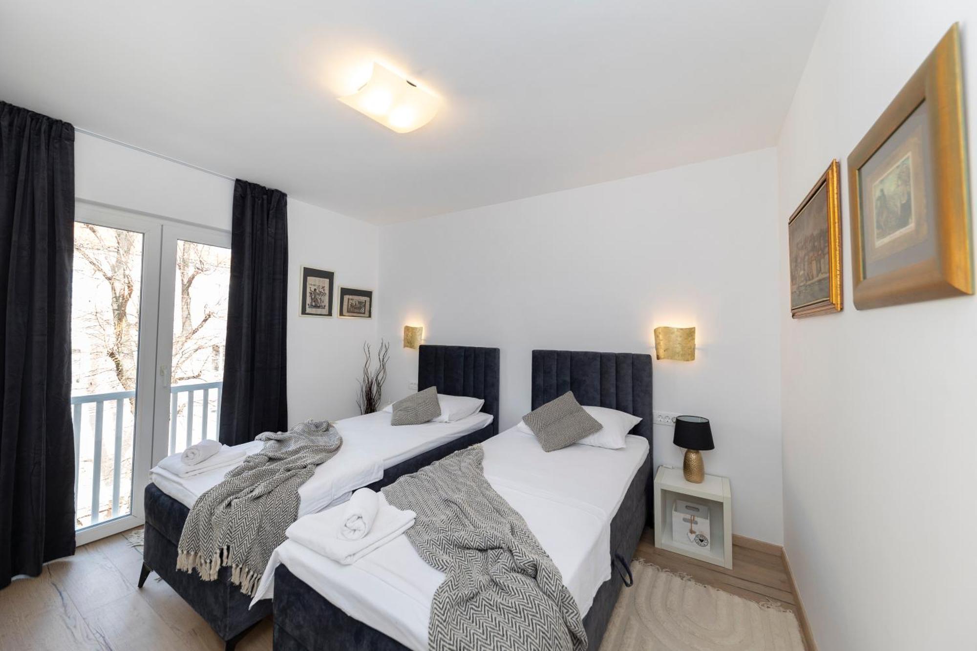 Dispetto apartment in old city Zara Esterno foto